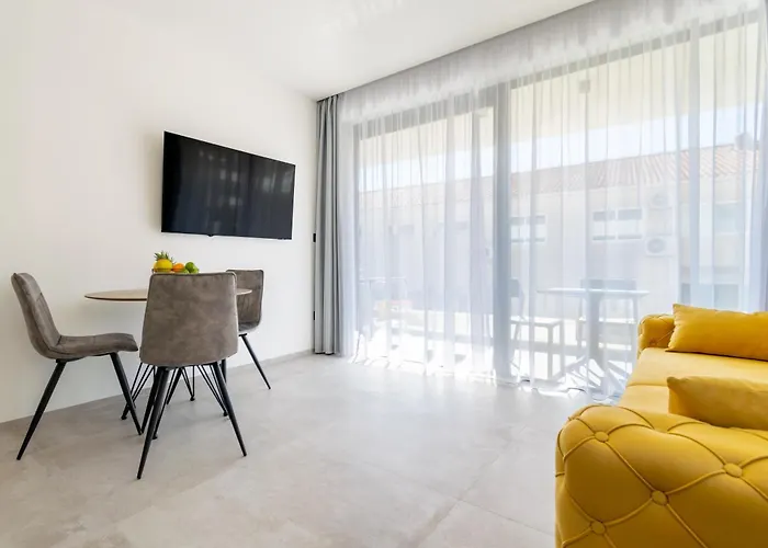 Apartman Pino 1 Baska Voda